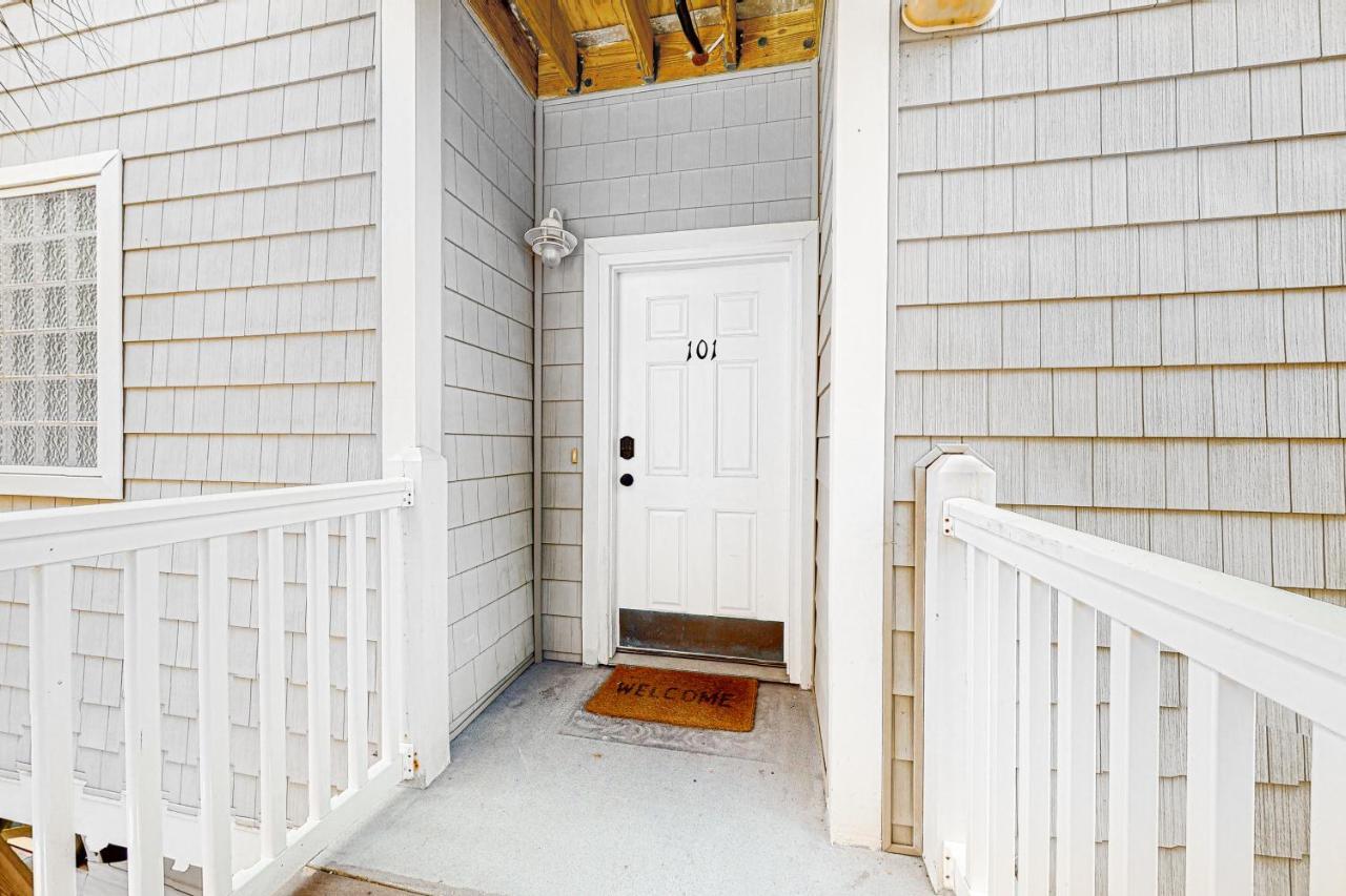Cool Corner Apartment Folly Beach Exterior photo